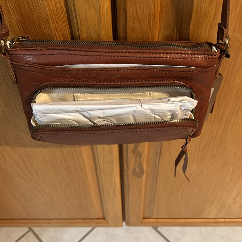 Margot Molly CB Tan Leather Crossbody bag - Picture 4 of 14